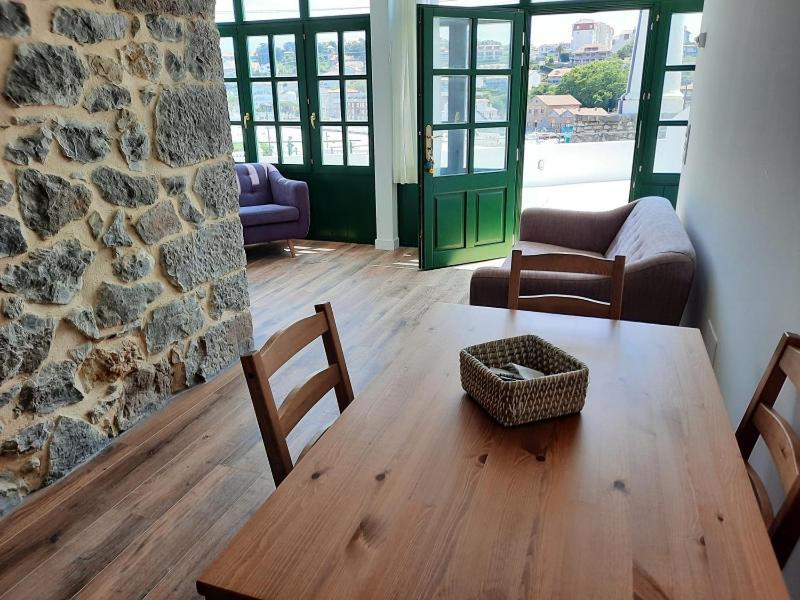 Apartamentos El Muelle 코밀라스 외부 사진